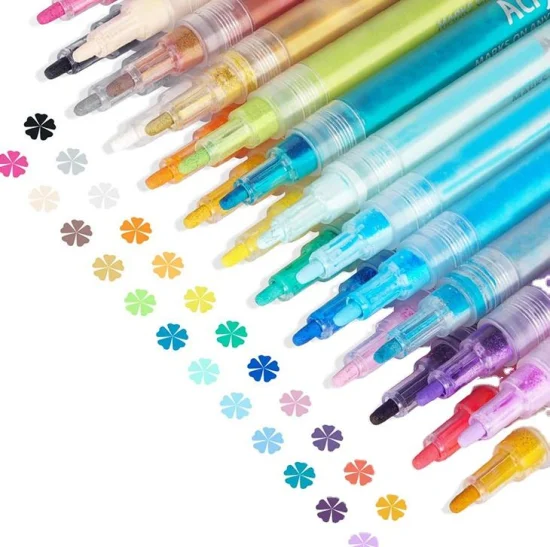 Pennarello colorato ad acqua con pennello multicolore utilizzato per il disegno di artisti per bambini